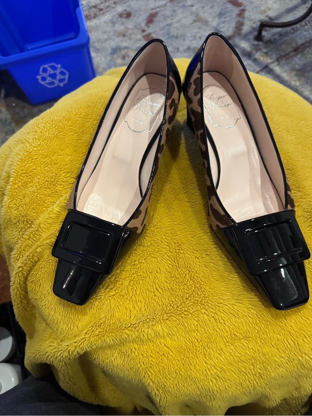 Roger Vivier Black Patent & Brown Leopard Print Belle Vivier Pumps